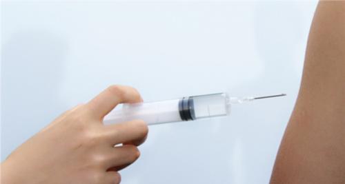 打过防疫针后多久可以洗澡？（洗澡时间安排及注意事项） - 新生家伴