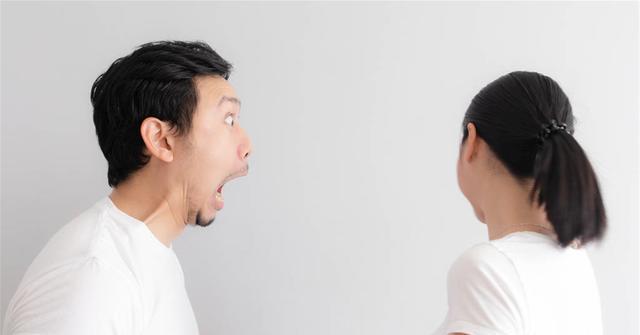 嘴巴为什么会臭？（深入探索口臭的原因及预