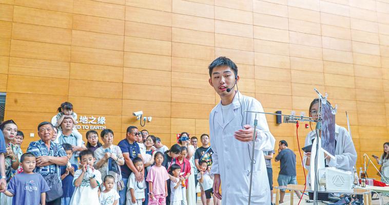 不同年龄阶段的秋田犬饲养指南（全面解析秋田犬在不同年龄阶段的饲养要点与技巧）(图2)